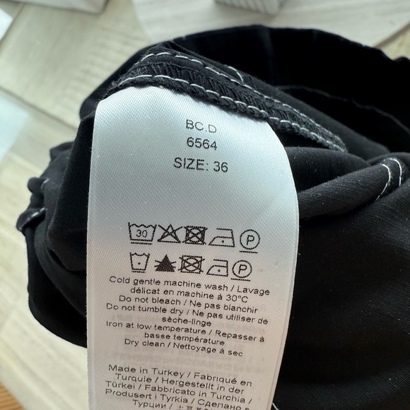 Ganni Black Cargo Pants Relaxed Fit - Picture 5 of 5